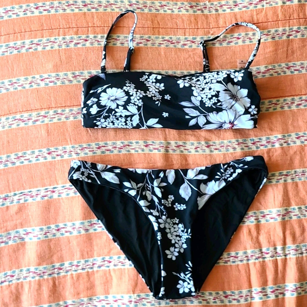 TiniBikini Reversible NWT